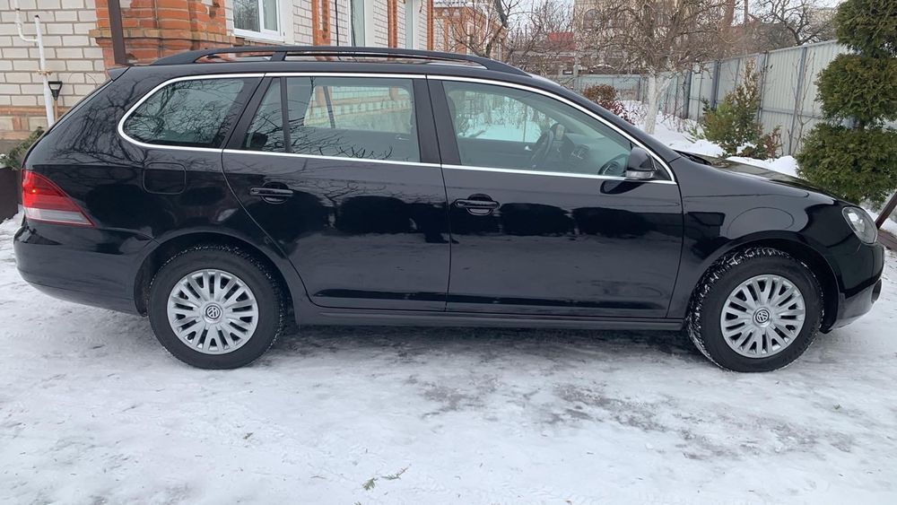 Volkswagen Golf 6 1,6 MPI 75 кВт