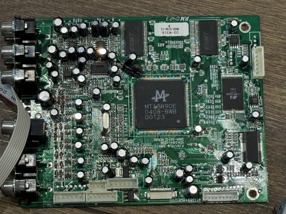 Радиодетали, платы с рабочего dvd плеера с микрофоном