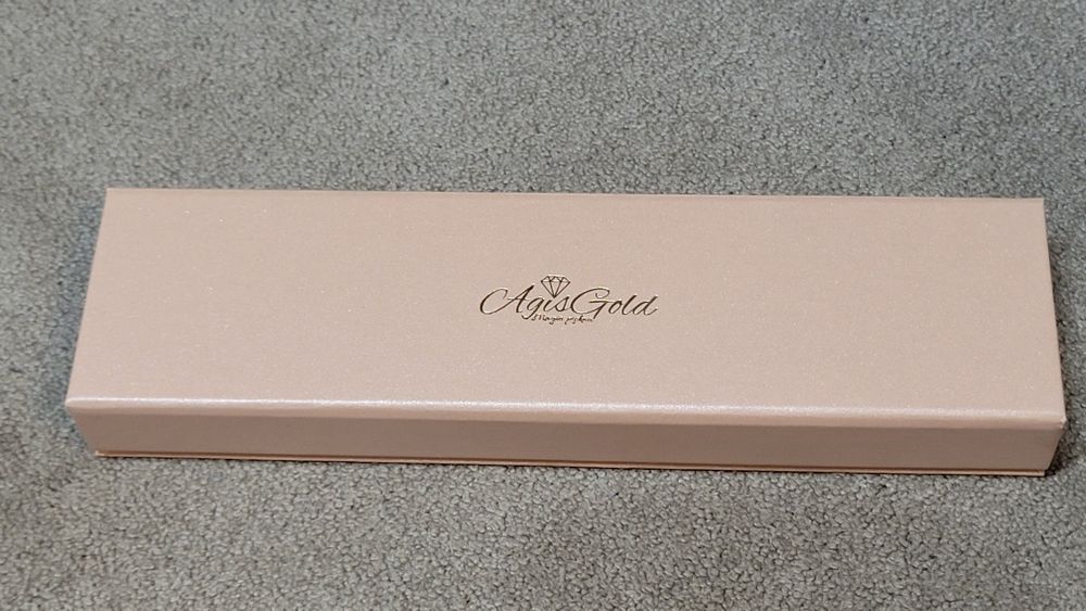 Różowe pudełko etui na bransoletkę łańcuszek zegarek biżuterię