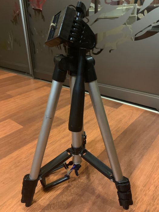 Фидерная тренога с гребенкой . Подставка под удочку.