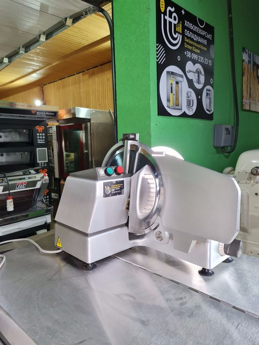 Слайсер Bizerba профессиональный из Германии