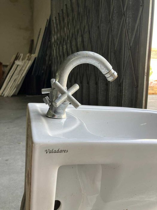 Conjunto de sanitários usados - GRÁTIS p/ quem vier buscar