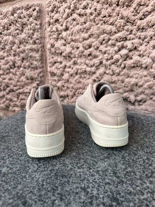 Кросівки жіночі Nike Air Force 1  40 розмір