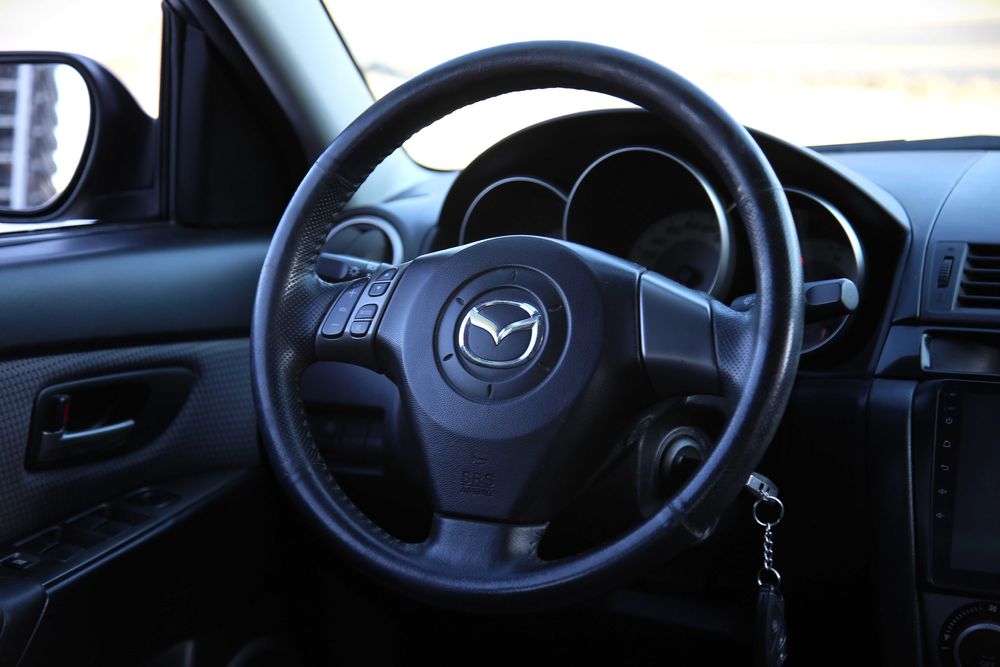 Продам Mazda 3 2006