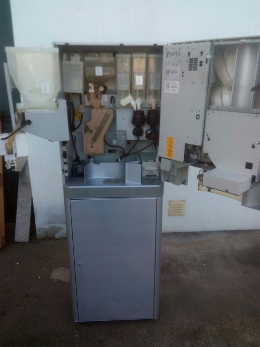 Maquina da Necta  brio 200