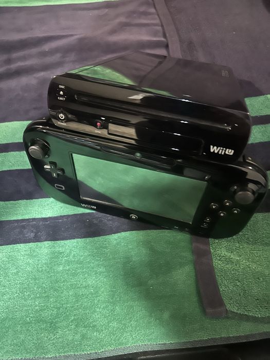 Vendo consola Wii U + Gamepad