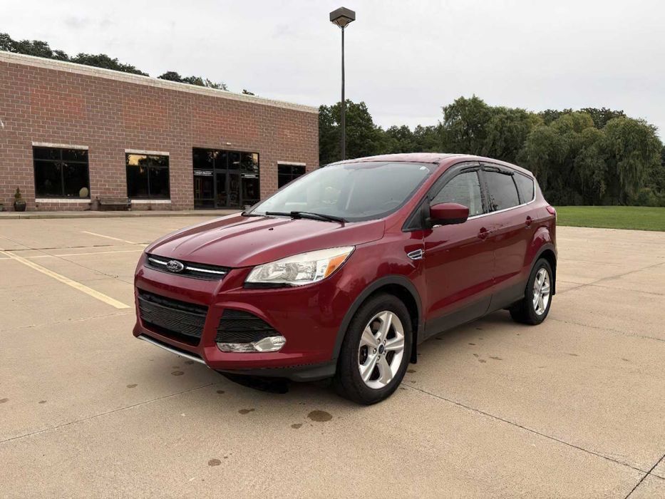Ford Escape      2015
