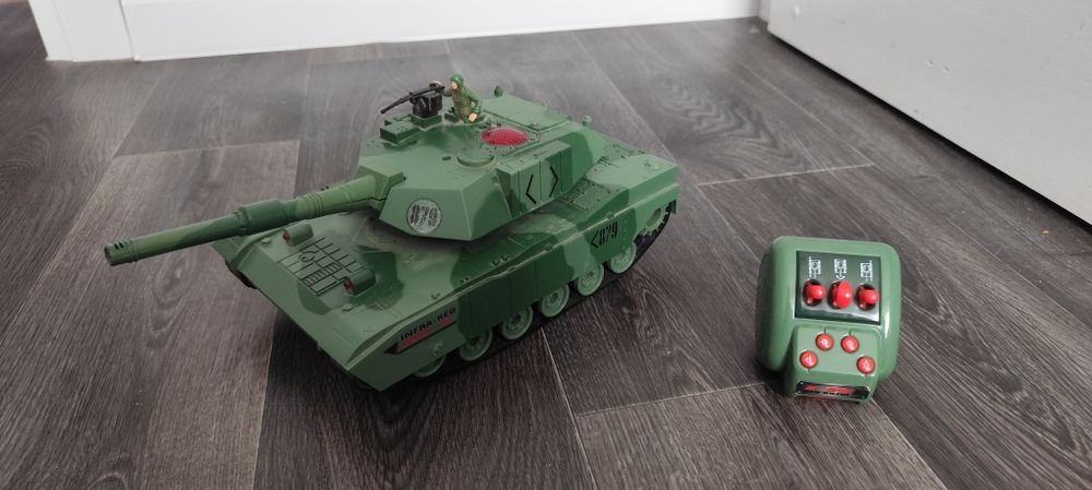 Продам ТАНК на радіокерувані