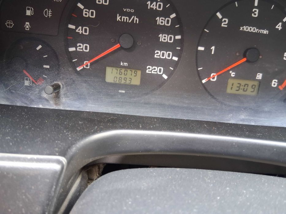 Nissan primera 2.0 td com 176000 km