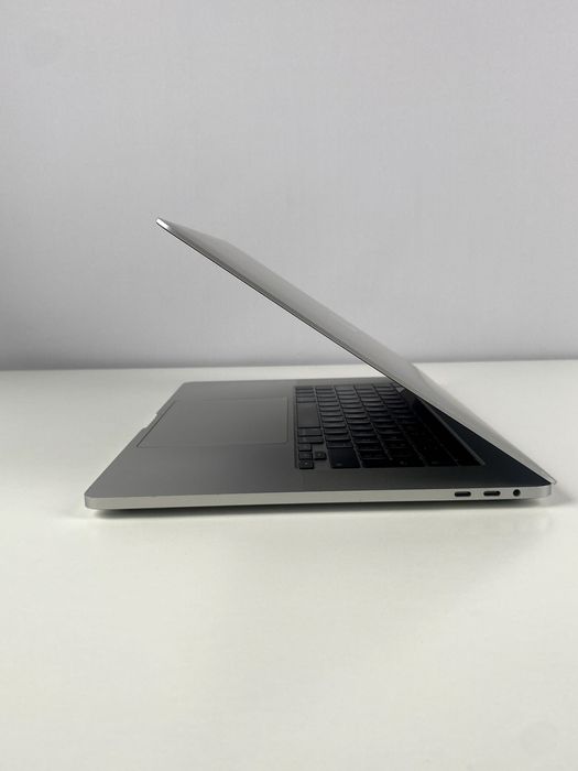 Ecrã Retina MacBook Pro 16" 2019 Cinzento Claro | Modelo A2141