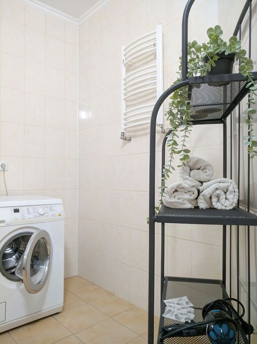 1 к. вартира в новобудові для 3-4 осіб біля МЦ " Янголятко"