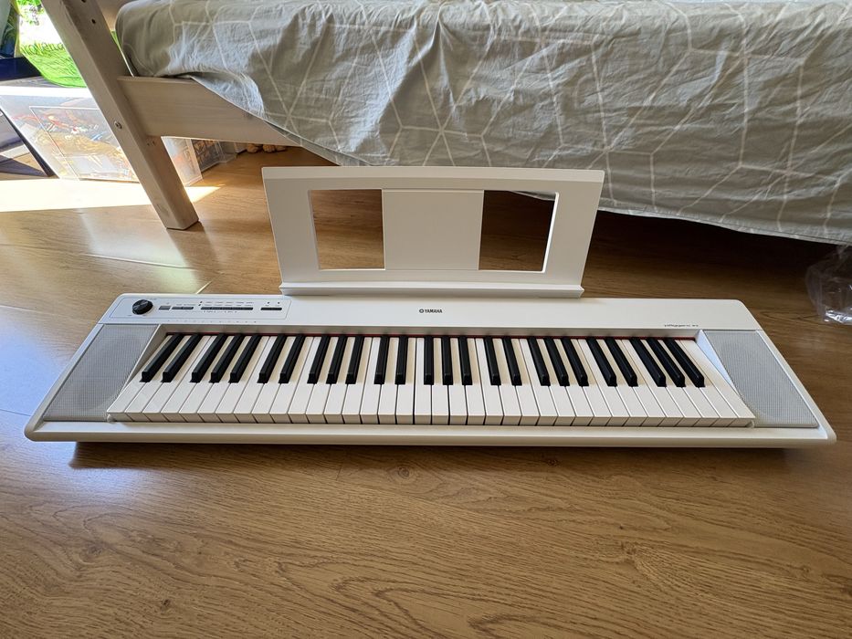 órgão yamaha piaggero np-12wh (portatil)