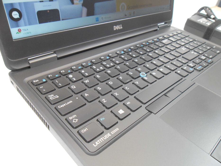 Laptop Dell e5550 biznesowy 15.6 i5/16GB/SSD/W11 Gwar. rok FV23