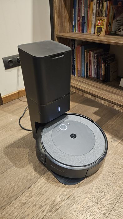 Odkurzacz robot sprzedania Roomba i5+