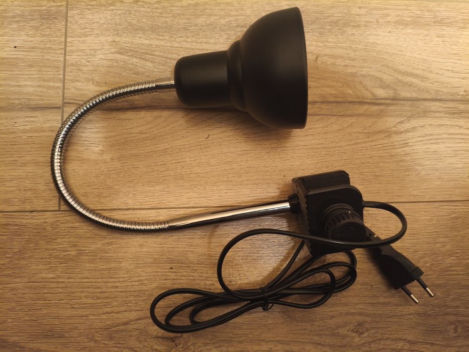 Lampa grzewcza dla gadów, żółwia