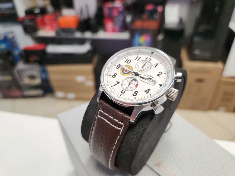 Zegarek AVI-8 Hawker Hurricane Classic Chronograph
