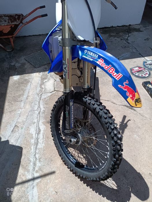 Yamaha YZ450F (CJ), matriculada .