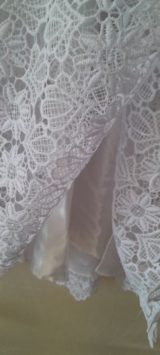 Плаття білосніжне