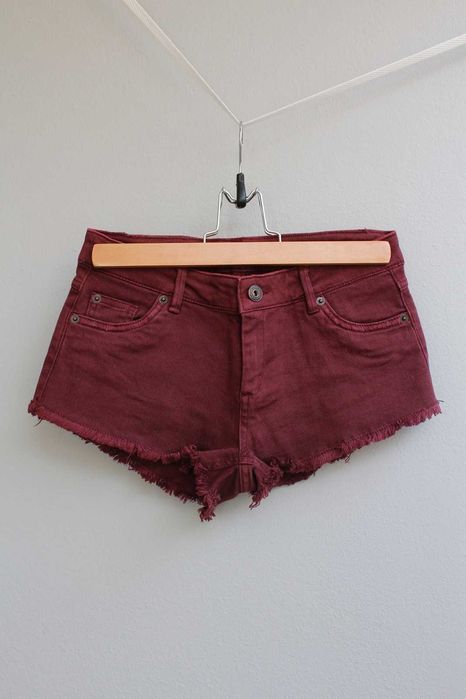 Calções Pull&bear novos