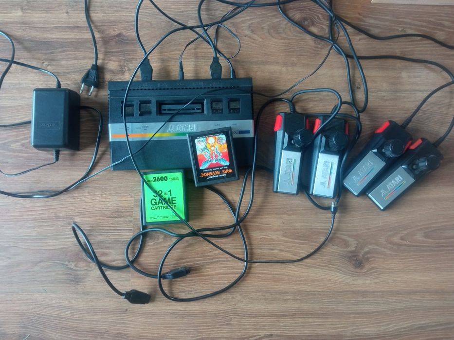Konsola Atari 2600 PAL retro
