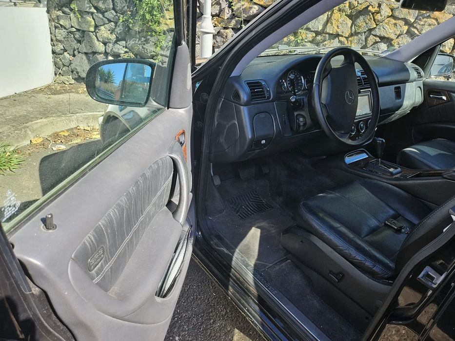 Mercedes-Benz ML 320 Standard