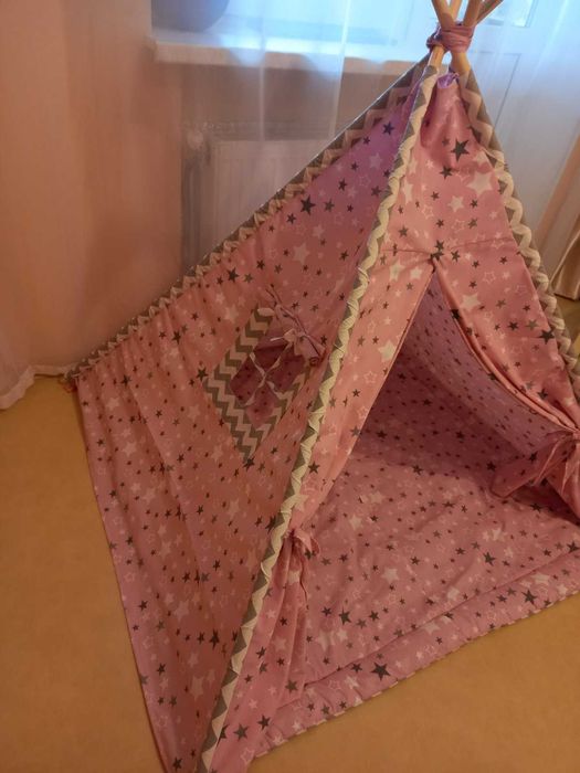 Вигвам, палатка, домик для девочки