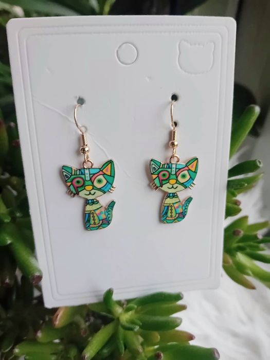 Nowe urocze kolczyki zielone kotki