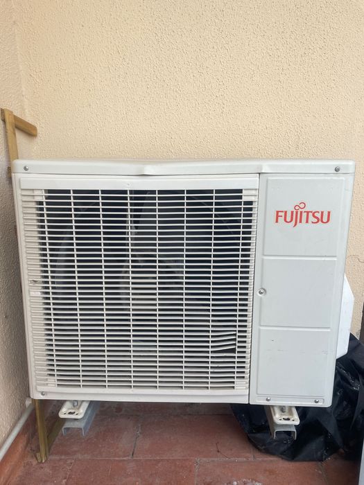 Ar Condicionado Fujitsu (Unidade Interior + Exterior + Comando) – Disponível a partir do dia 15