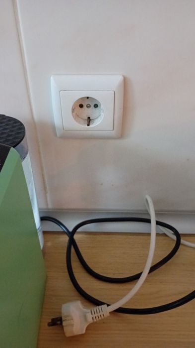 Carlos João  Electricista  oficial