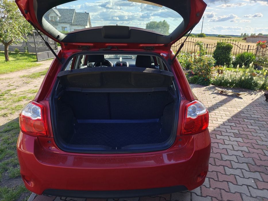 Sprzedam toyotę Auris 1.4 D4D