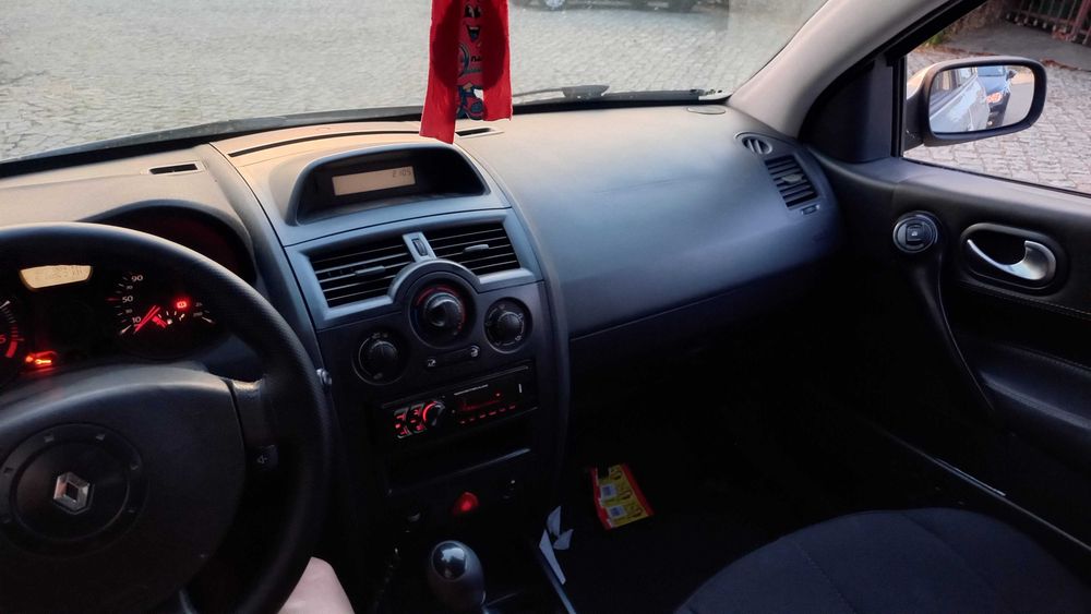 Carro megane 2006 diesel