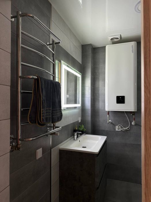 Дві кімнати ЖД вокзал квартира ВІЛЬНО