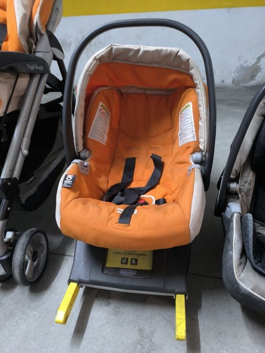 Carrinho para bebé com isofix