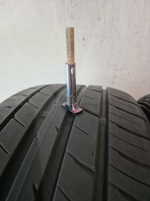 Шини 215/55/17, Falken (3)