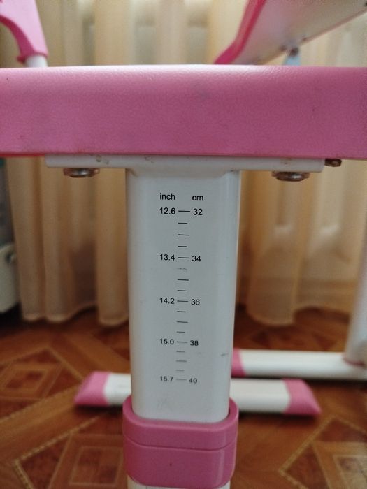 Продам парту + стілець Cubby