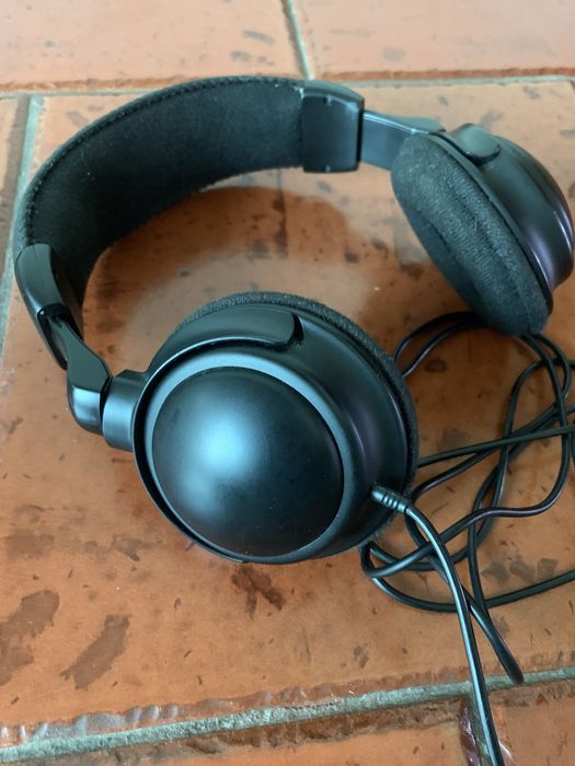 Auscultadores em bom estado