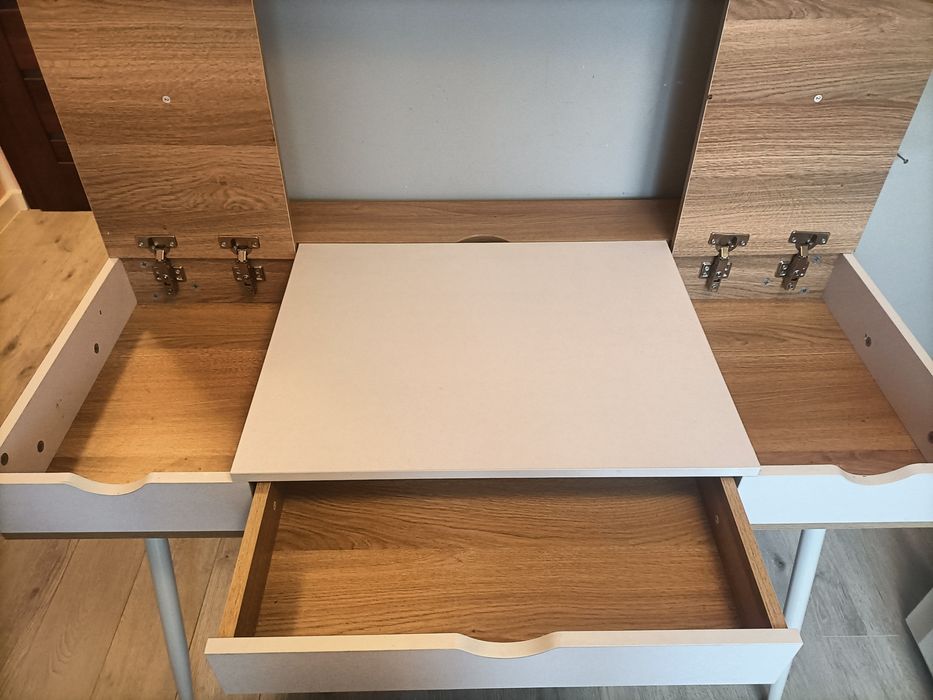 Eleganckie biurko styl skandynawski