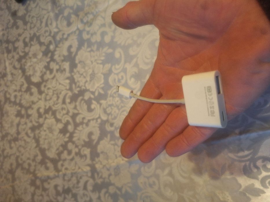 Adapter Lightning AV.