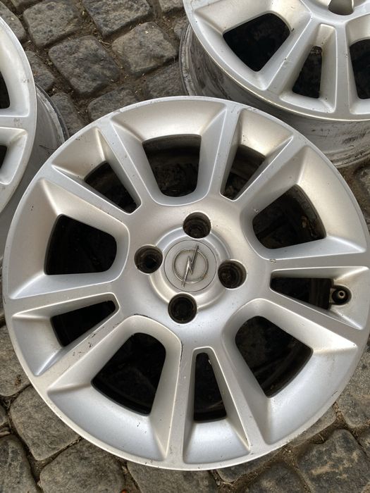 Продам диски 4.100 r16