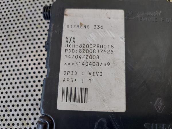Caixa fusíveis / SAM / BSI RENAULT Megane II Break (KM0/1_)