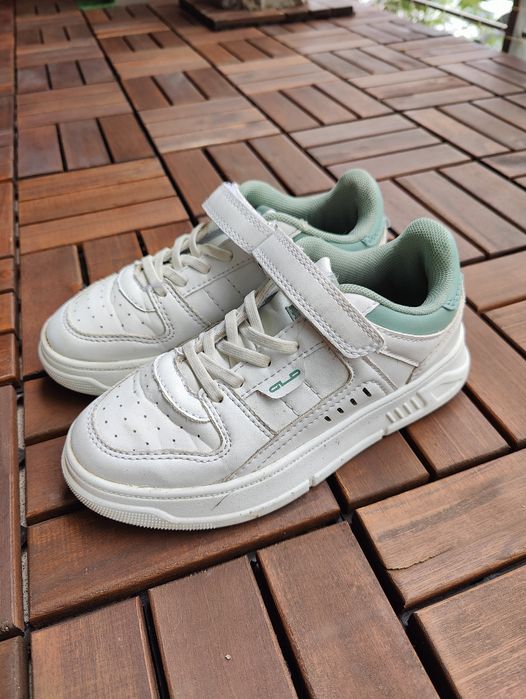 Buty sportowe 32