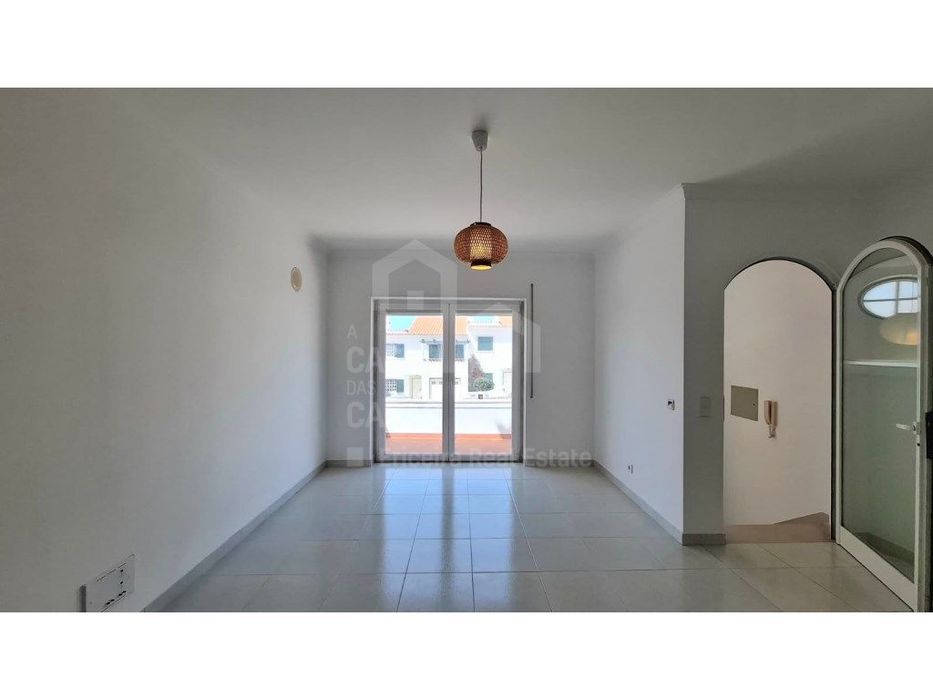 Arrenda Moradia T2 - Ericeira, A Casa das Casas