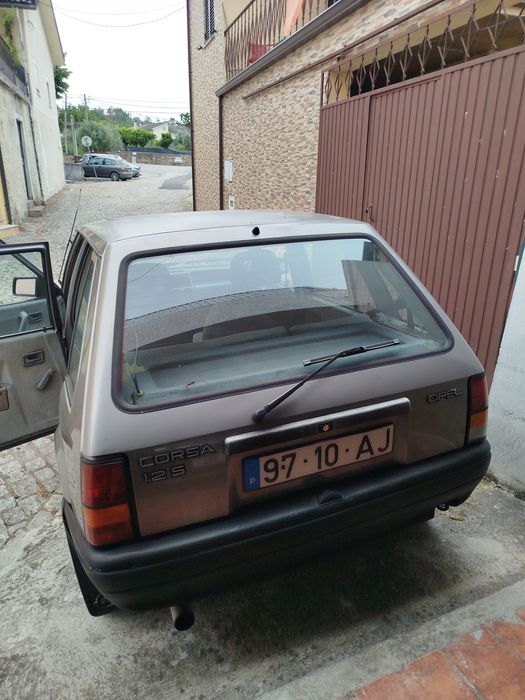 Opel corsa A -1992