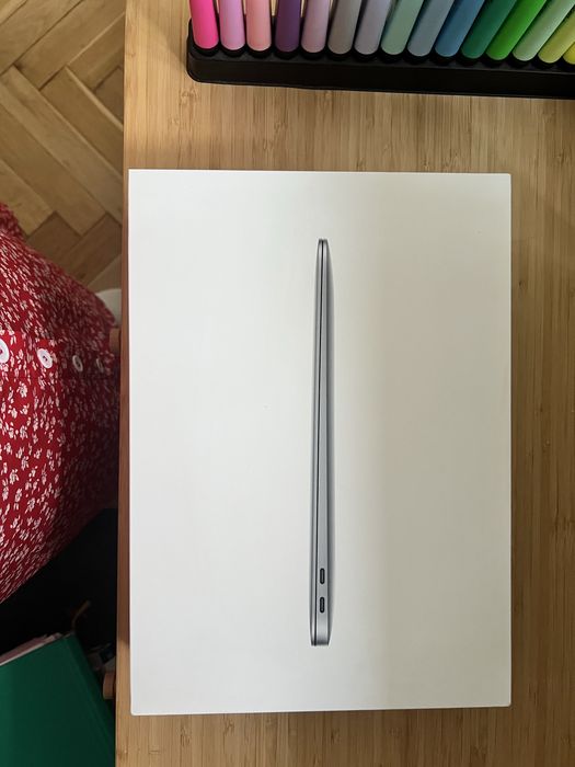 macbook air laptop