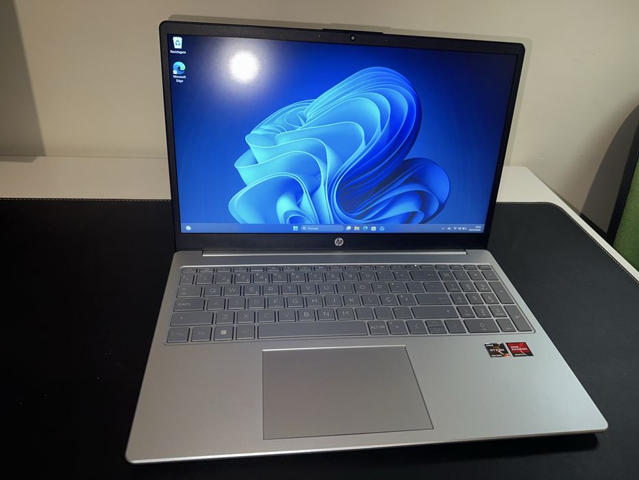 Portatil HP  | Ryzen 7 7730U | 16GB RAM | 512GB SSD | 15.6” FHD