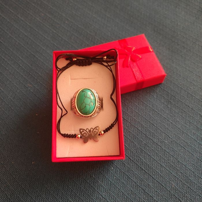 NOWY Piękny pierścionek z bransoletką.