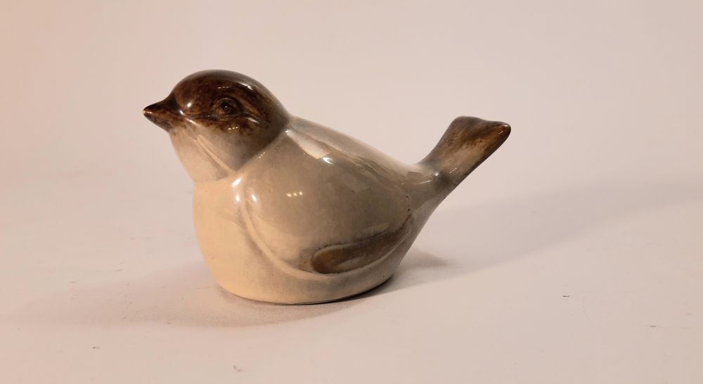 Ceramiczna zabytkowa figurka - ptaszek  - Vintage