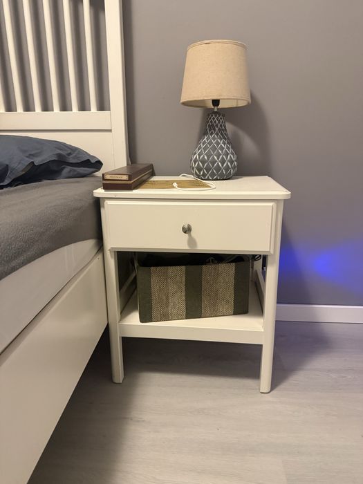 Comoda + 2 Mesas de Cabeceira