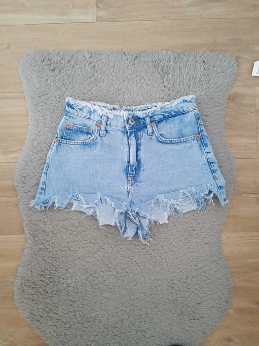 Spodenki szorty jeansowe damskie Bershka r 34