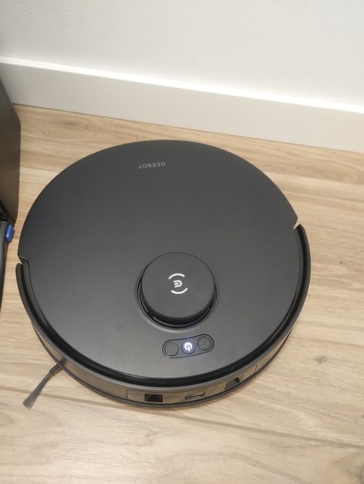 Robot sprzątający ECOVACS Deebot T30 Omni – stan idealny!